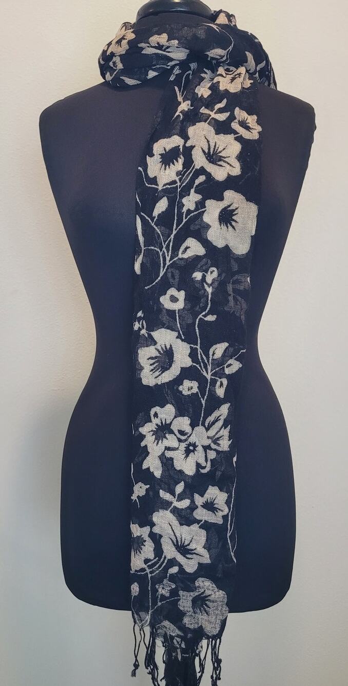 Black White Floral Fringe Scarf Lightweight Boho Wrap Layering Classic Fall